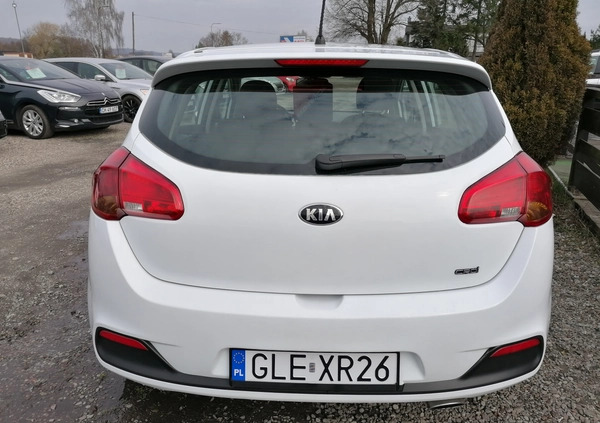 Kia Ceed cena 26900 przebieg: 207432, rok produkcji 2014 z Darłowo małe 326